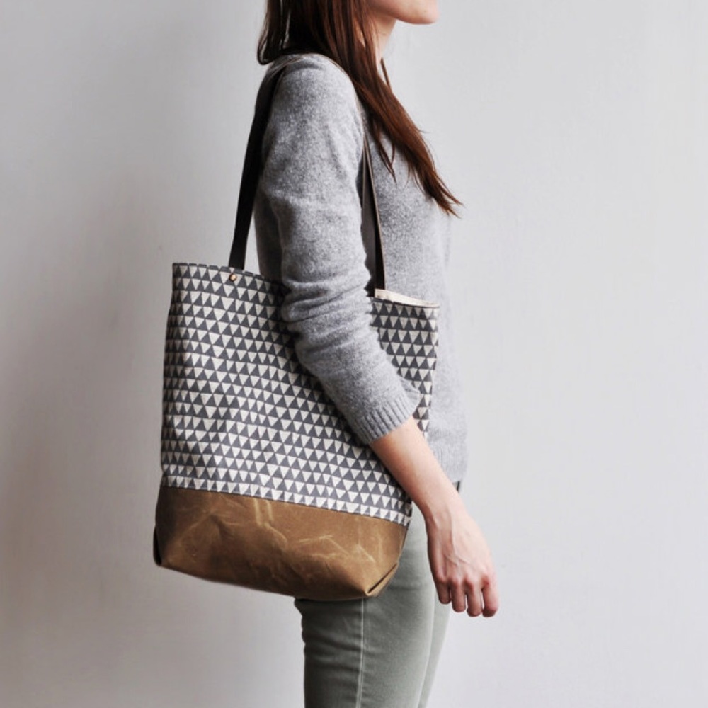 Minimalist Triangle Tote